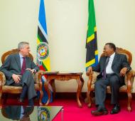 The High Commissioner of UNHCR Mr. Filippo Grandi (left) having a discussion with the Minister of Justice and Constitutional Affairs Hon. Augustine Mahiga (right). 
